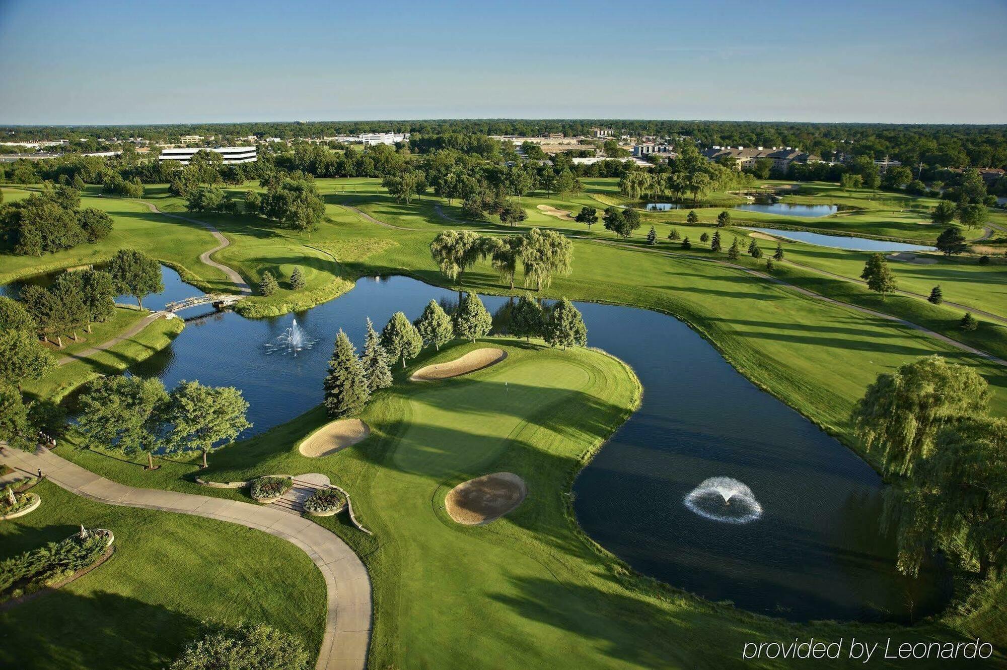 Hilton Chicago Oak Brook Hills Resort & Conference Center Exterior foto